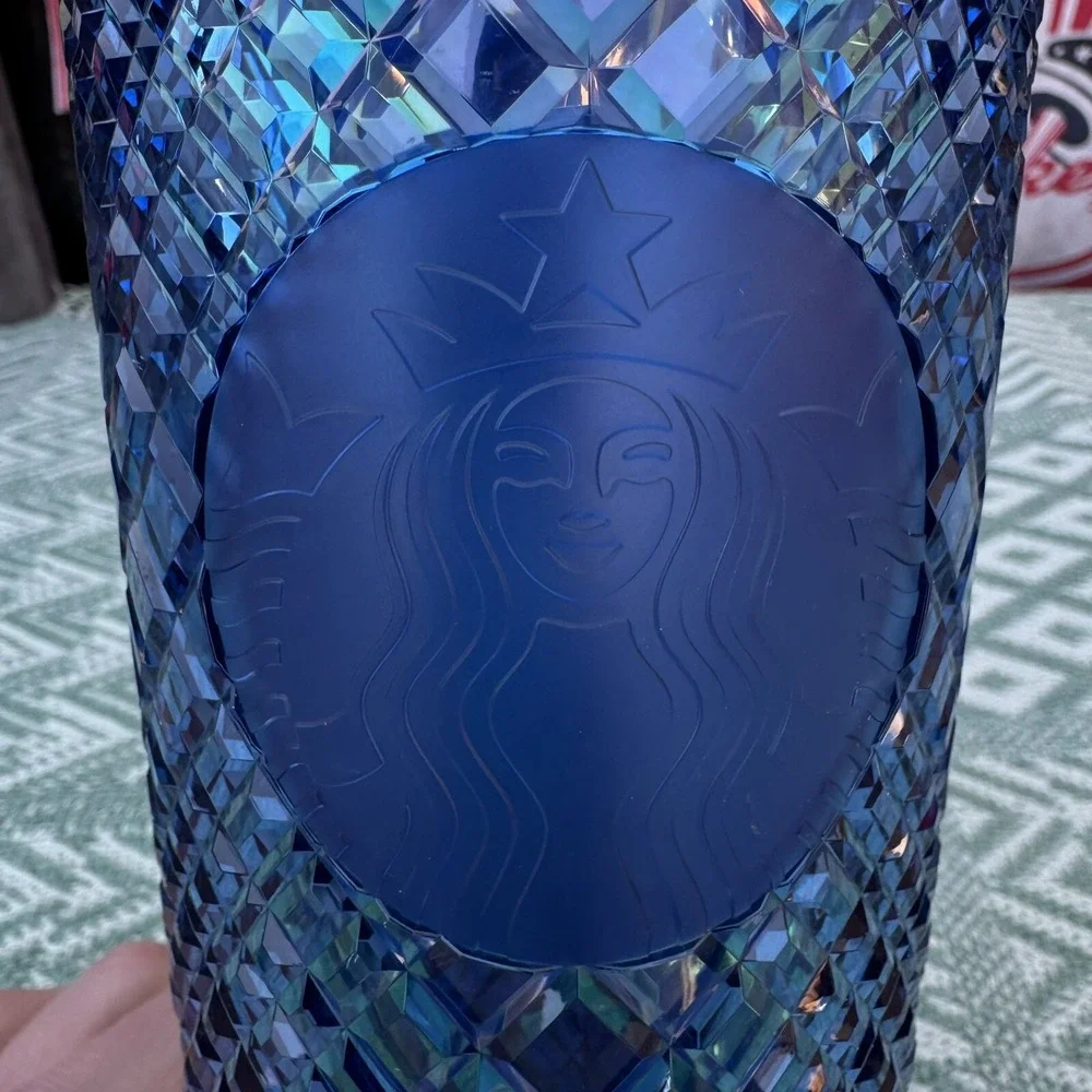 Starbucks holiday 2022